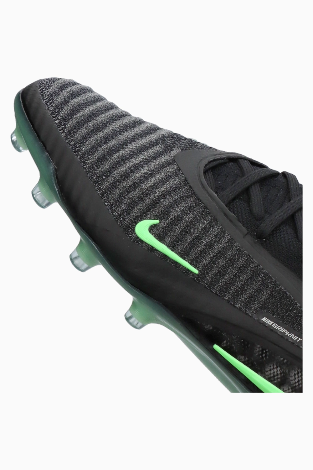 Бутсы Nike Phantom 6 Low Elite AG-Pro - черный
