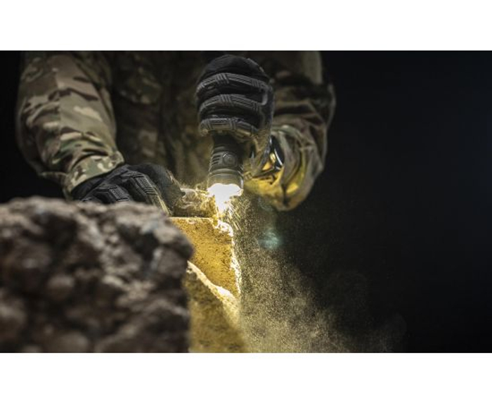 Фонарь Armytek Dobermann Pro Max Magnet USB белый (F08401C)