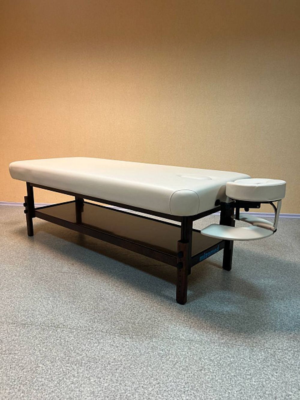 Массажный стол Mizomed Classic-Flat широкий (82 см), стационарный