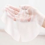 Барьерная тканевая маска с чёрной соей и пантенолом Round Lab Soybean Panthenol Mask