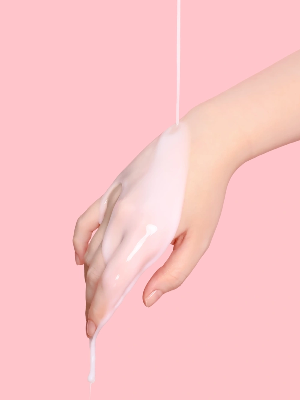 Молочный тонер с ПДРН и камелией Round Lab Camellia Deep Collagen PDRN Milky Toner