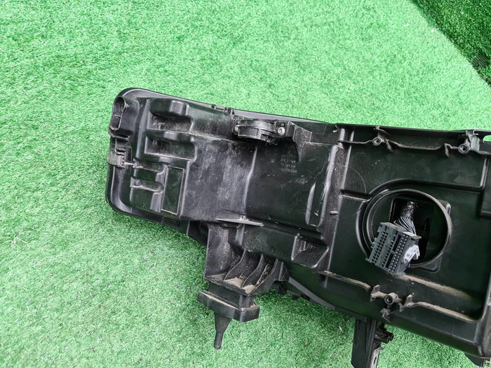 Фара правая BMW X7 G07 (2019-2022) Laser Light