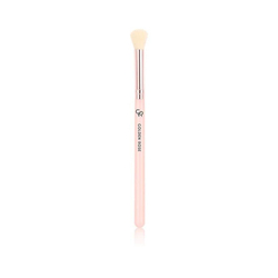 Коническая кисть для растушевки теней Golden Rose TAPERED BLENDING EYESHADOW BRUSH