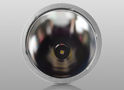Поисковый фонарь Armytek Barracuda (свет белый) [F03203SC]