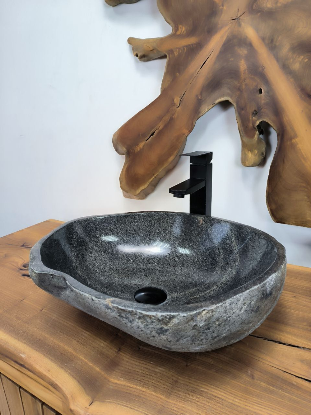 Раковина из речного камня RS-66329 47х39х15 из натурального камня