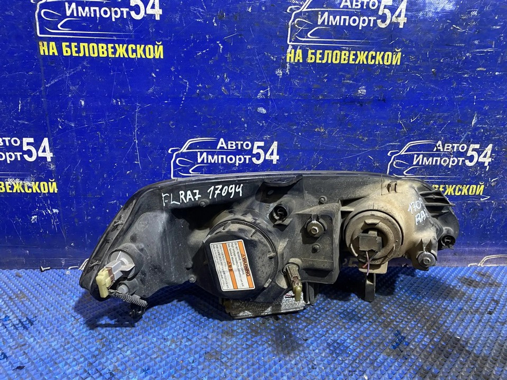 Фара передняя левая Honda ODYSSEY 1999-2003