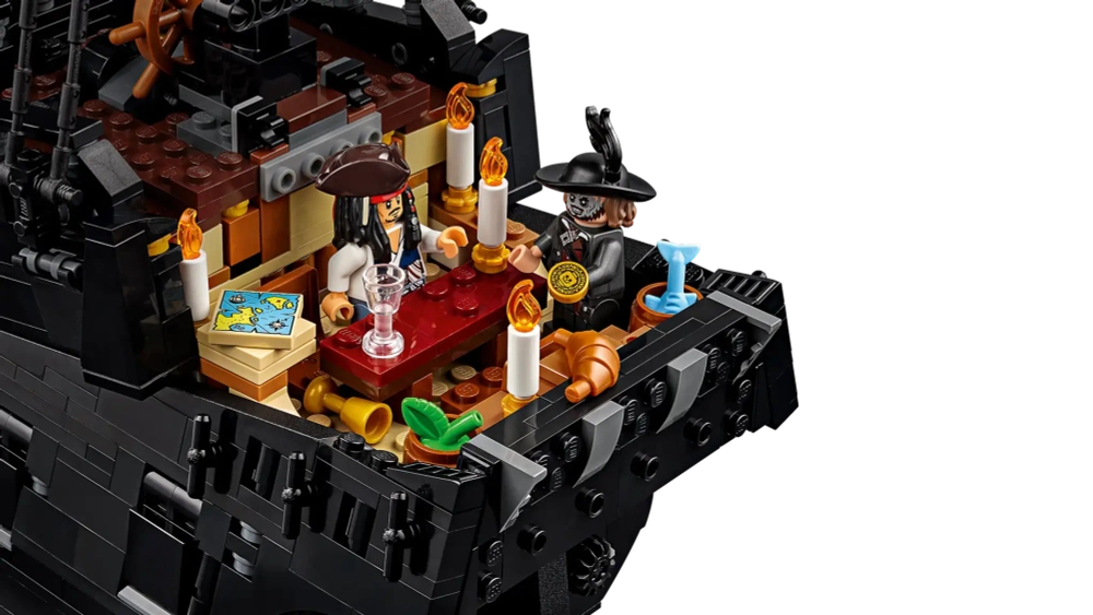 Конструктор LEGO Icons 10365 Пиратский корабль капитана Джека Воробья