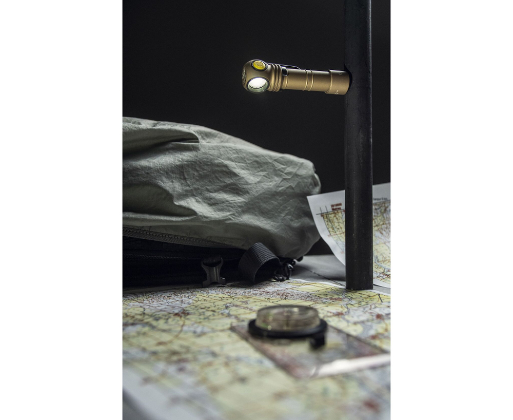 Фонарь Armytek Wizard C2 Pro Sand Белый