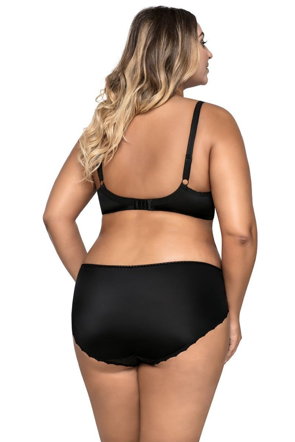 Элегантный бюстгальтер plus size с уплотненными чашками из нежной микрофибры (Размер: 90I) (Цвет: черный)
