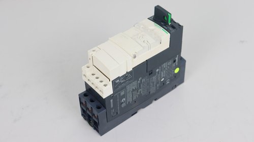 Schneider Electric LUCB12BL