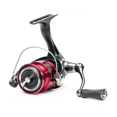 Катушка безынерционная Daiwa 23 Ninja LT 2000