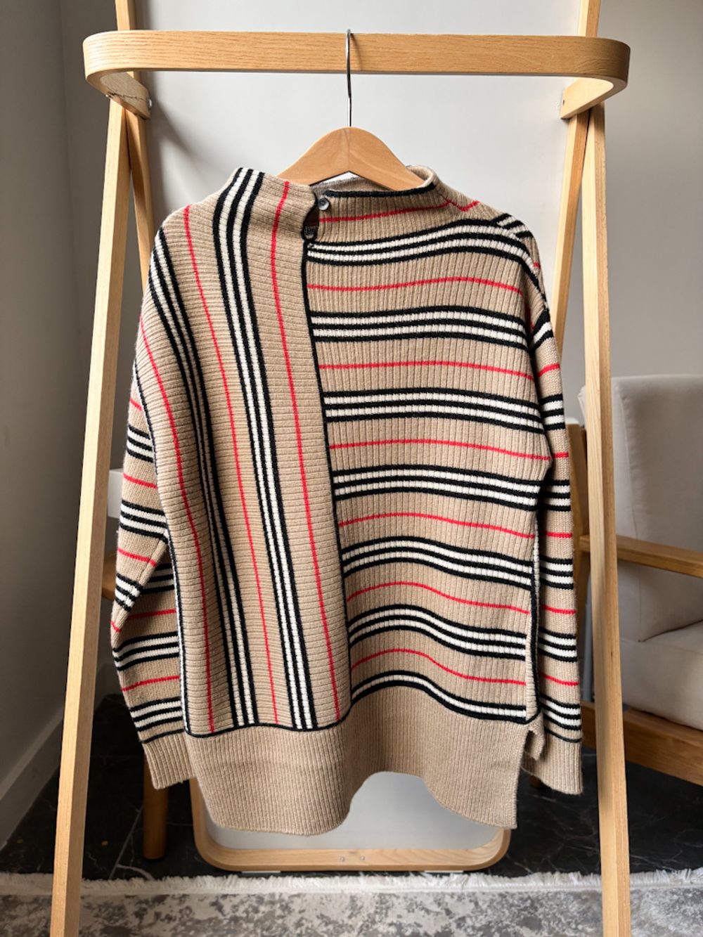 Джемпер Burberry из кашемира и шерсти, 140