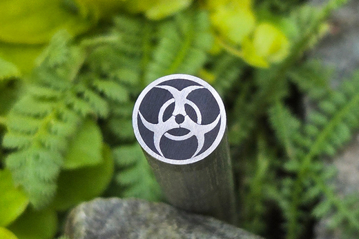 Мозаичный пин "Biohazard" 10,0×100 мм