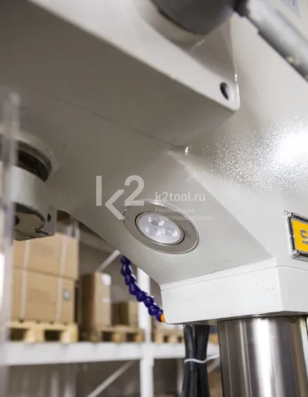Вертикально-сверлильный станок Stalex SHD-32PF PRO