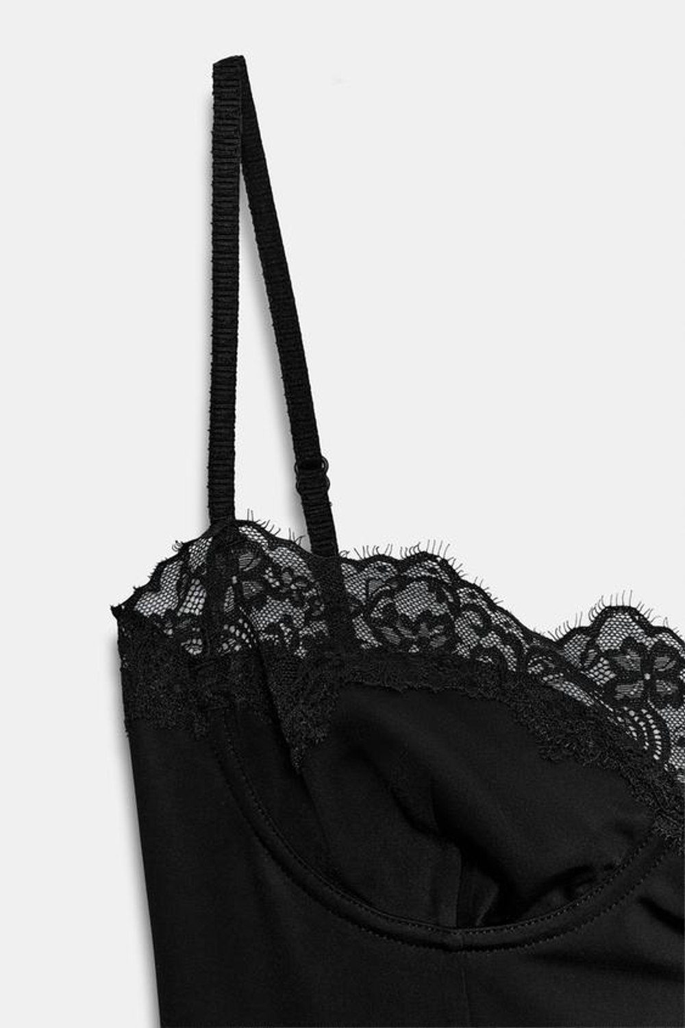 ZARA КРУЖЕВНОЕ БОДИ НА КОСТОЧКАХ, ЧЕРНЫЙ
