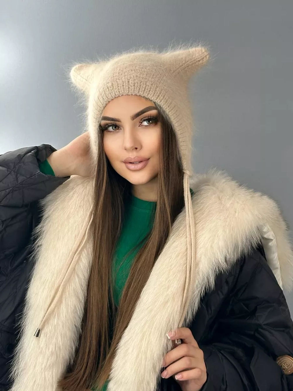 Шапка с ушками зимняя ангора вязаная
