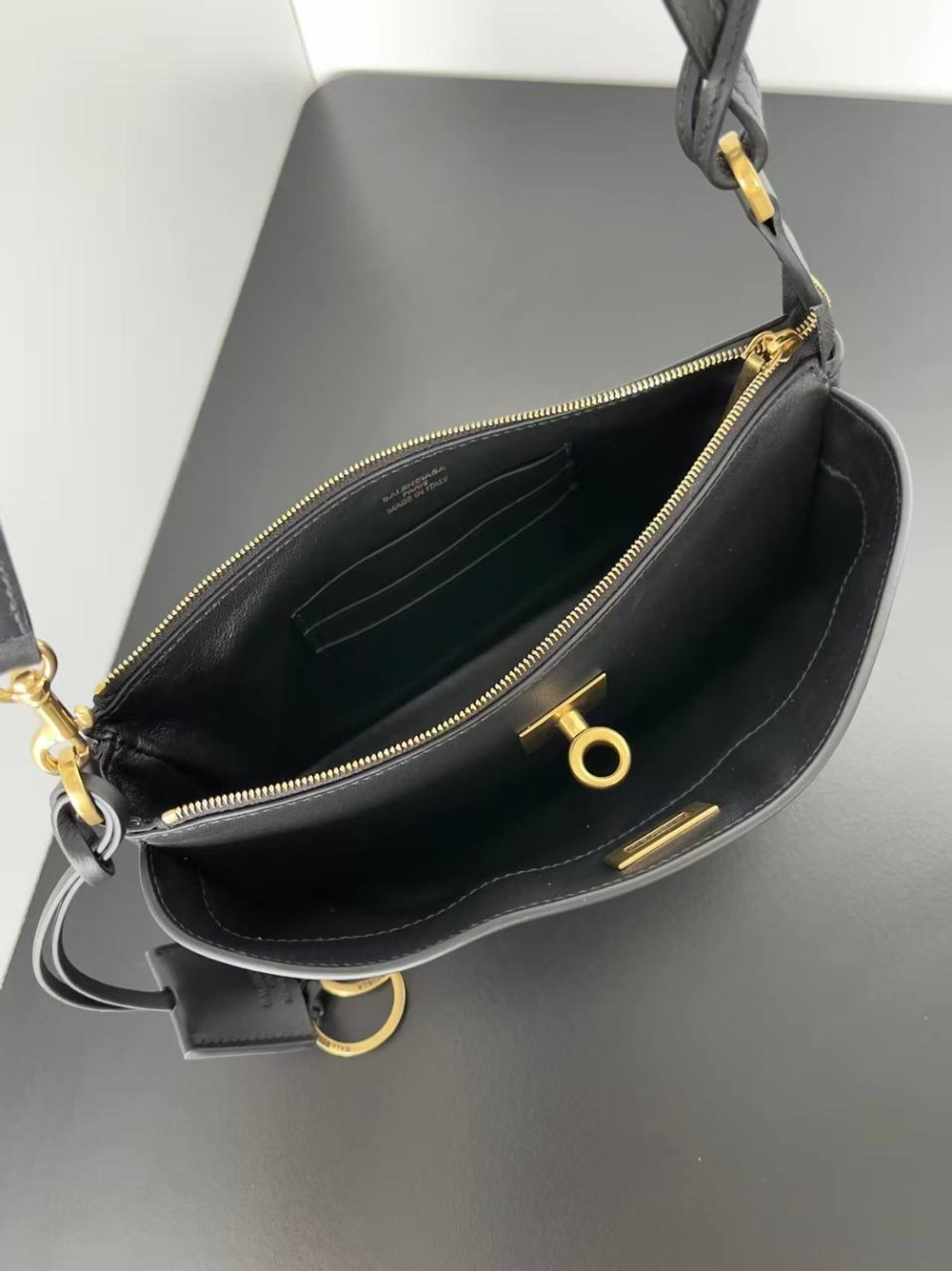 Сумка Balenciaga