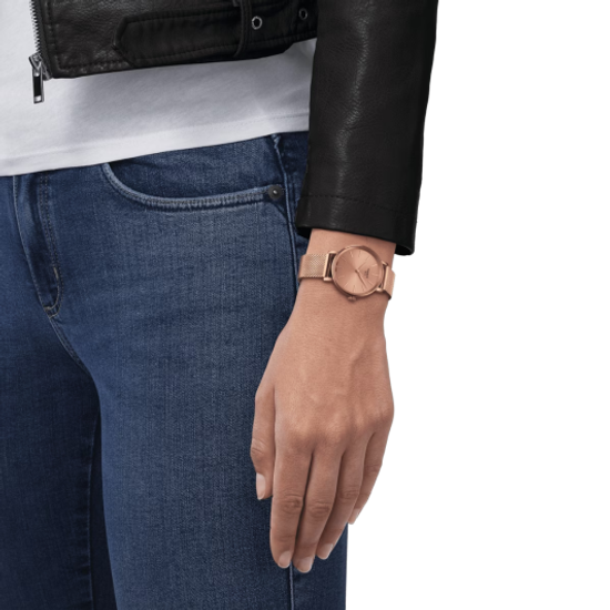 Женские часы Tissot Everytime Lady T143.210.33.331.00