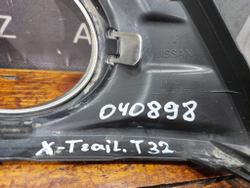 Накладка ПТФ передняя правая Nissan X-Trail 3 (T32) 13-19 Б/У Оригинал 622564BA0B