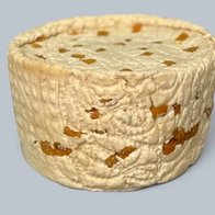 Адыгейский сыр с курагой
