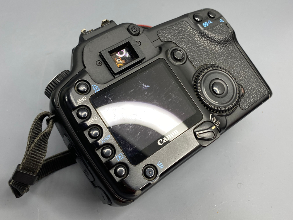 Canon EOS 30D