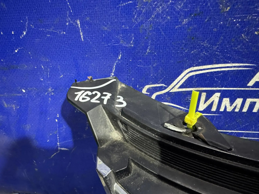 Решетка радиатора TOYOTA CAMRY 2011-2014