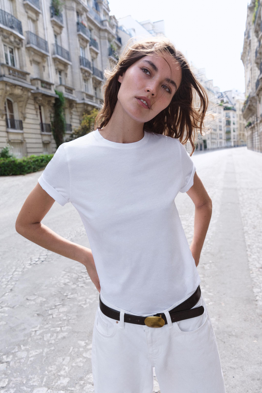 ФУТБОЛКА С КОРОТКИМИ РУКАВАМИ — ZARA