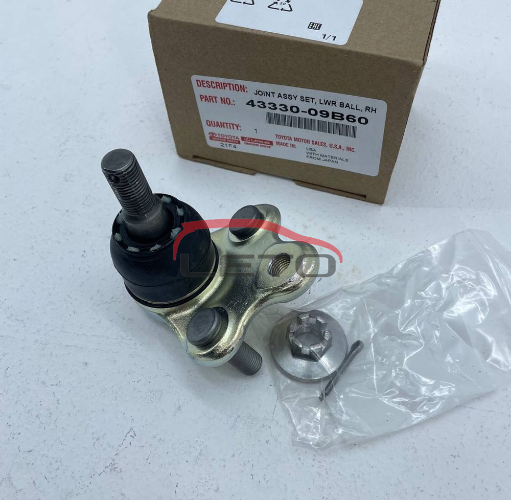Шаровая опора нижняя правая 43330-09B60 4333009B60
