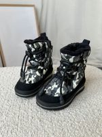 Новые ботинки Jog Dog, 22,5