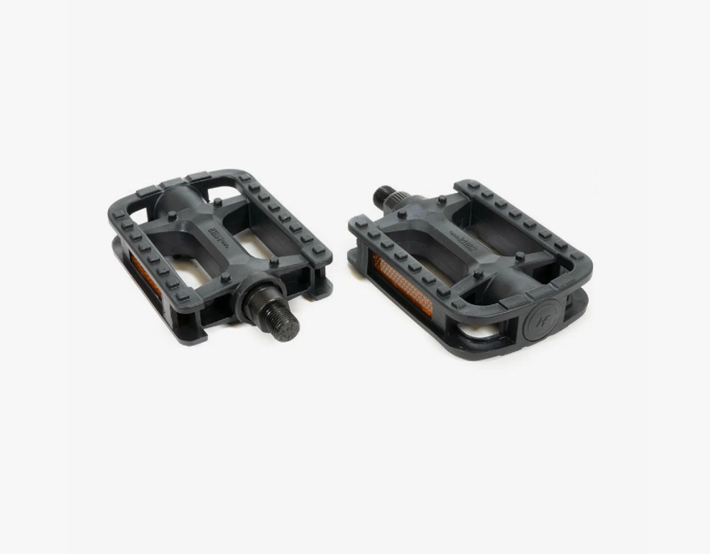 Педали TRIX CLASSIC пластиковые, 112x78мм, резьба 1/2", с шипами, черные