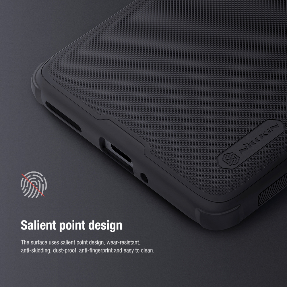 Усиленный чехол черного цвета от Nillkin для смартфона Oneplus 12, серия Super Frosted Shield Pro
