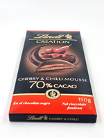 Lindt Creation Шоколад темный 70% Благородный горький мусс с вишневым чили, 150 г (Германия)