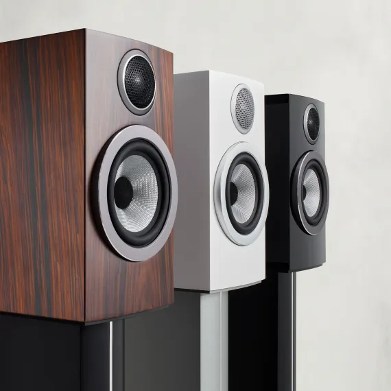 Bowers &amp; Wilkins 707 S3 Gloss Black