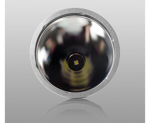 Поисковый фонарь Armytek Barracuda Pro нейтральный свет