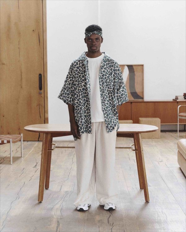 Брюки Velvet Baggy Pants Turtledove бежевые - фото 15