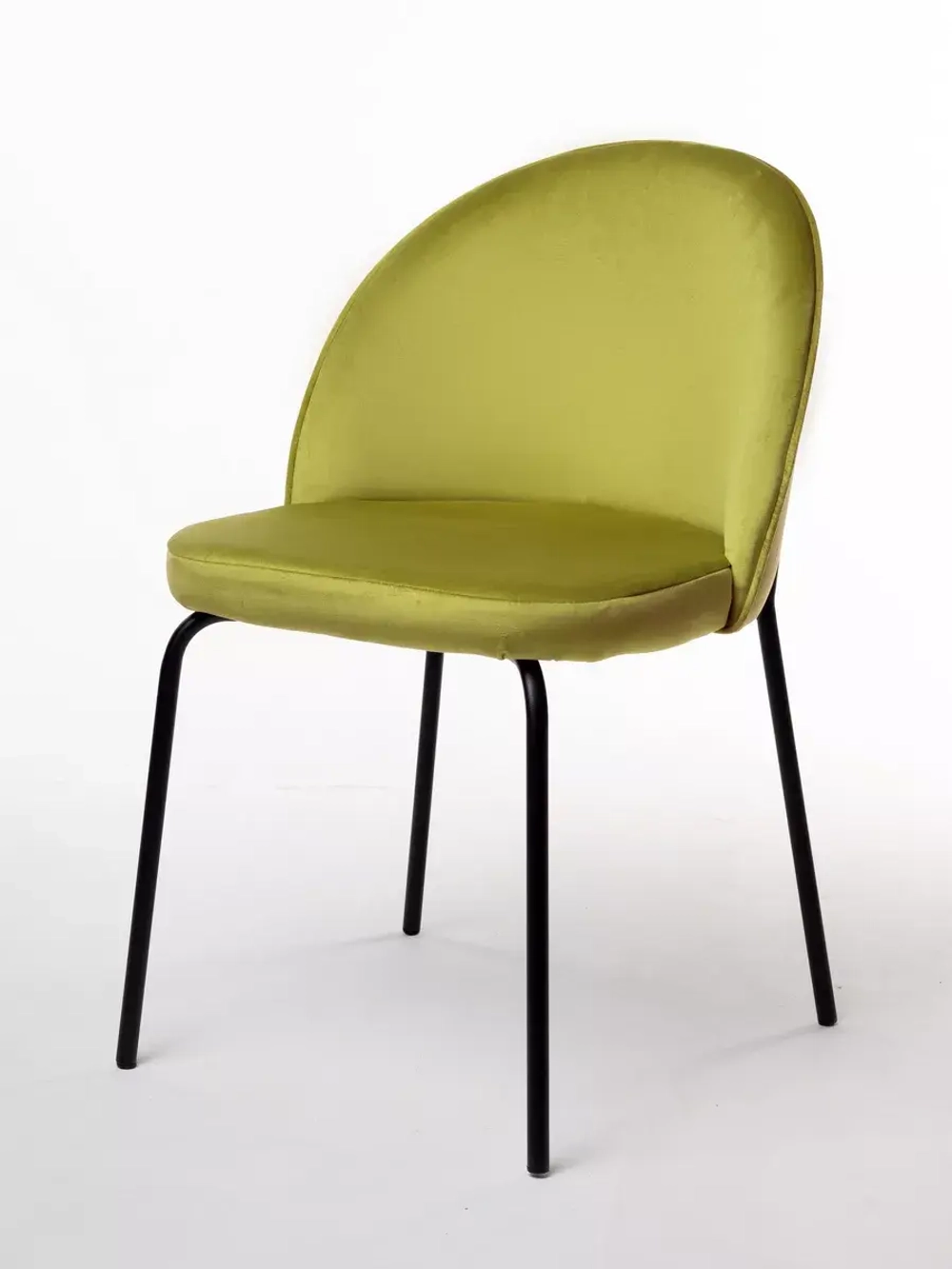 Стулья для кухни мягкие 2 шт. со спинкой. Чёрные ножки.