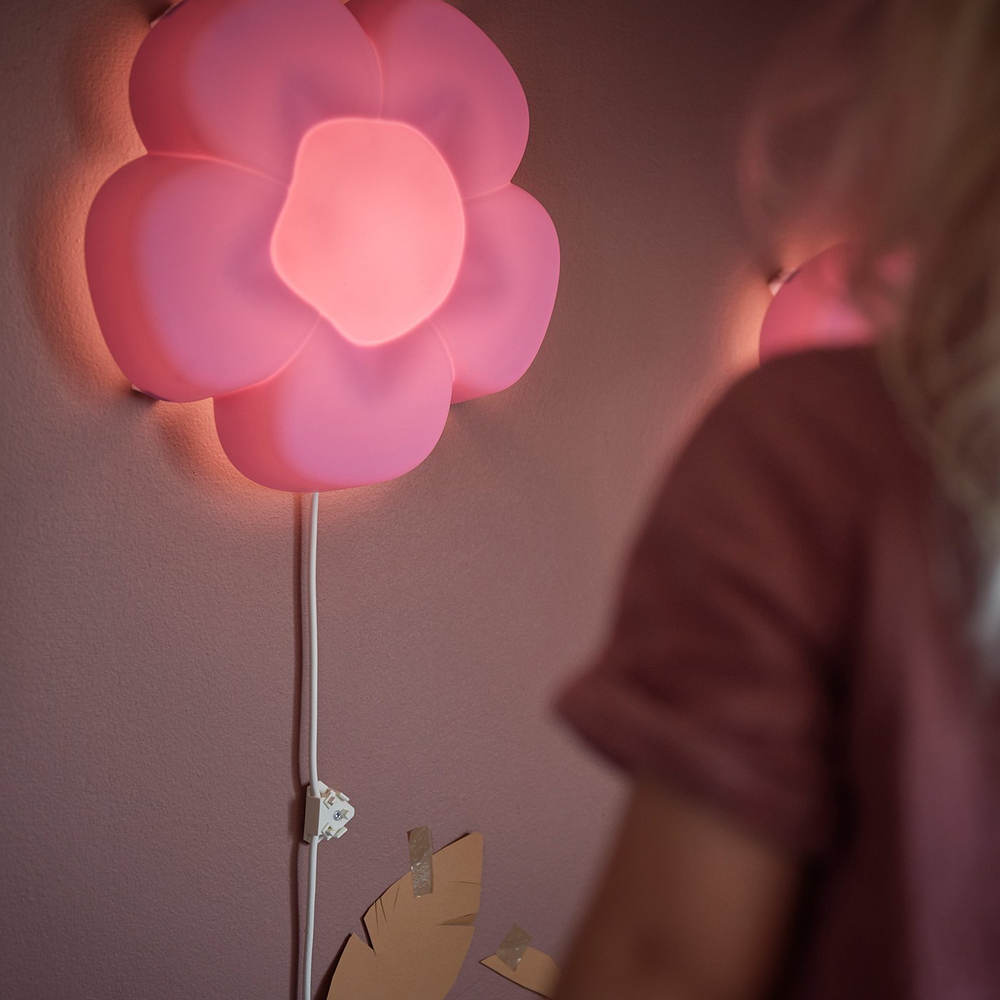 IKEA UPPLYST  (ИКЕА УППЛИСТ)  -  Светодиодный настенный светильник - цветок, сиреневый