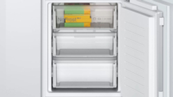 Встраиваемый холодильник Bosch KIN86VFE0
