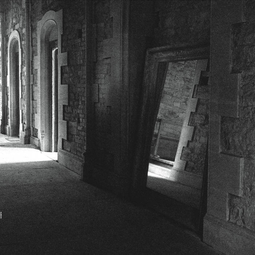 Emptyset - Medium