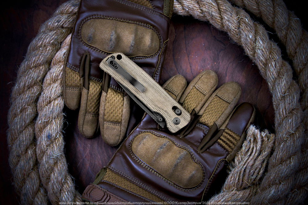 Складной нож Kizer Escort сталь 154CM BlackWash рукоять Микарта