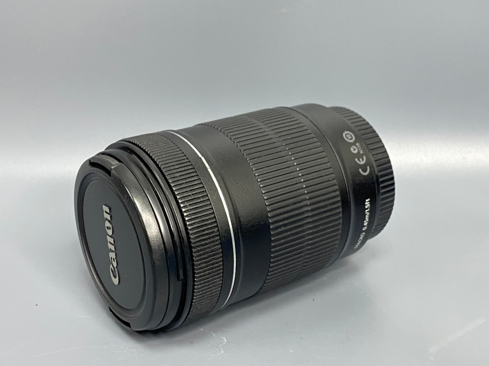Canon EF-S 18-135mm 3.5-5.6 IS