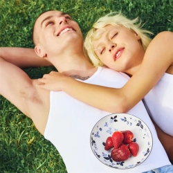 Wedgwood Тарелка Wild Strawberry 24см глубокая Инк Блю WW-1072188