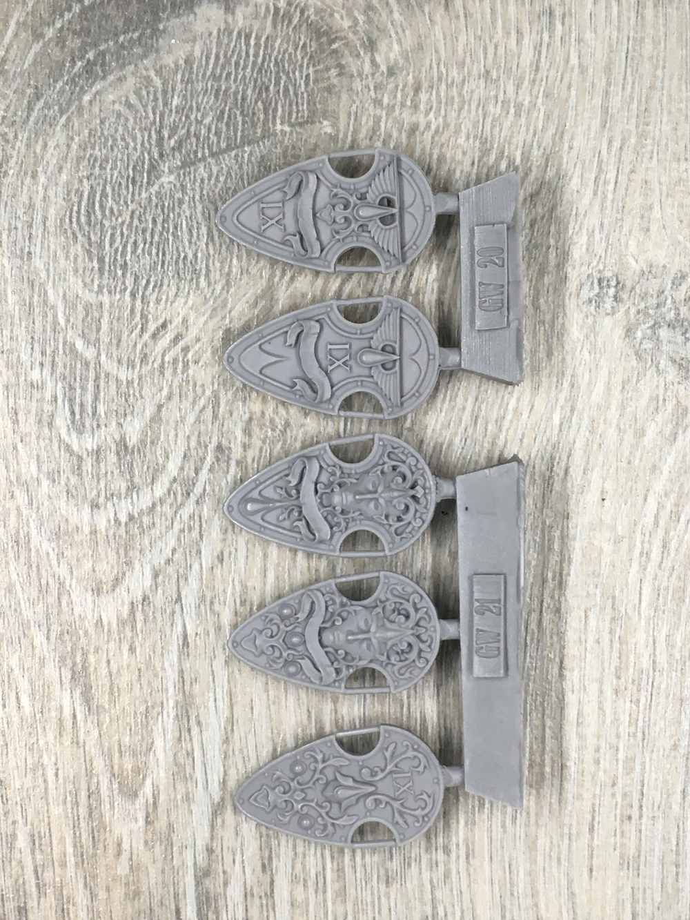 Blood Angels shield.