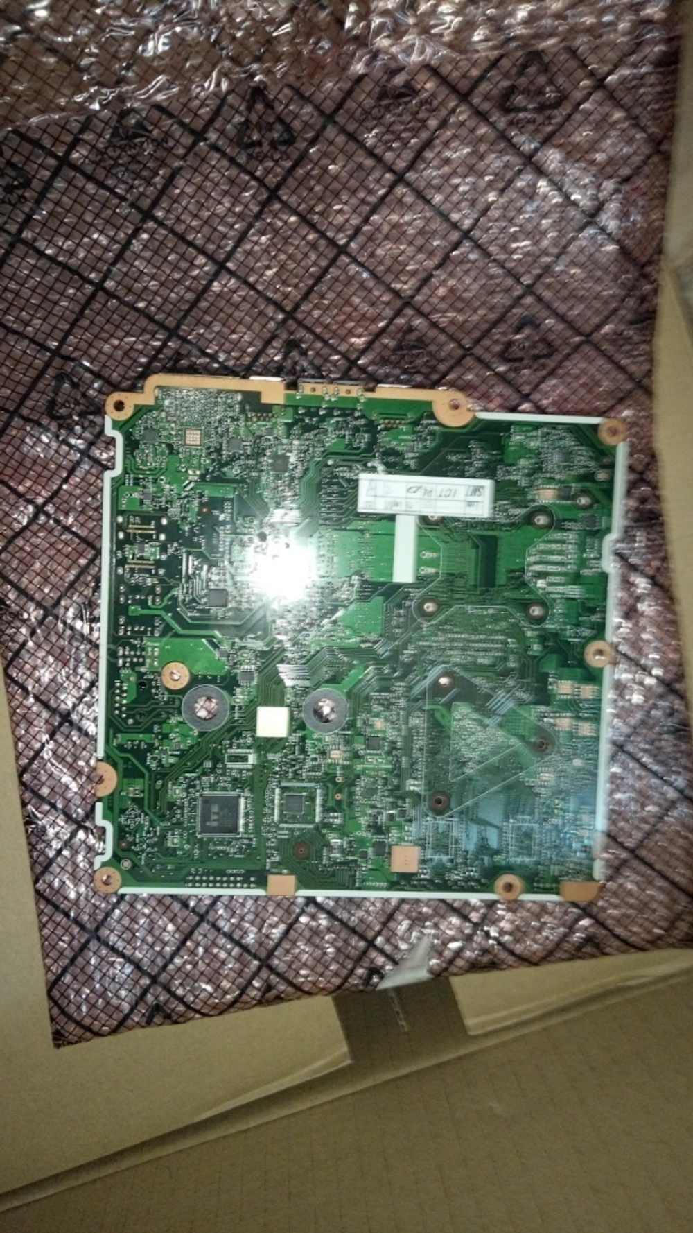 Материнская плата для моноблока Lenovo C40-30 Intel Pentium 3558U UMA NOK (5B20H13086), оригинал