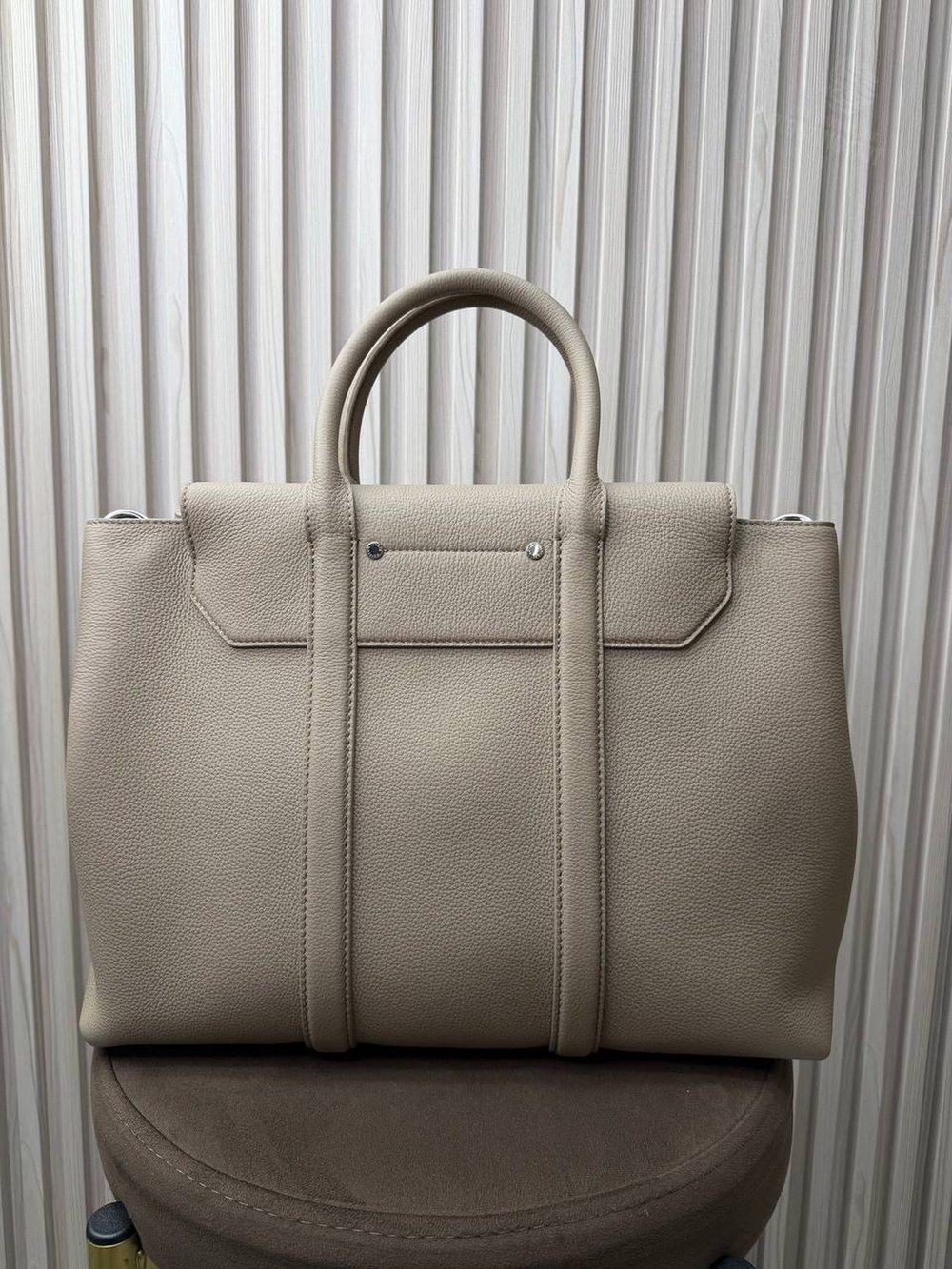 Деловая сумка через плечо Louis Vuitton Georges Tote MM
