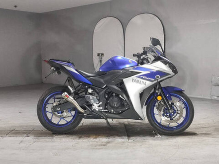 Yamaha YZF-R25 2015