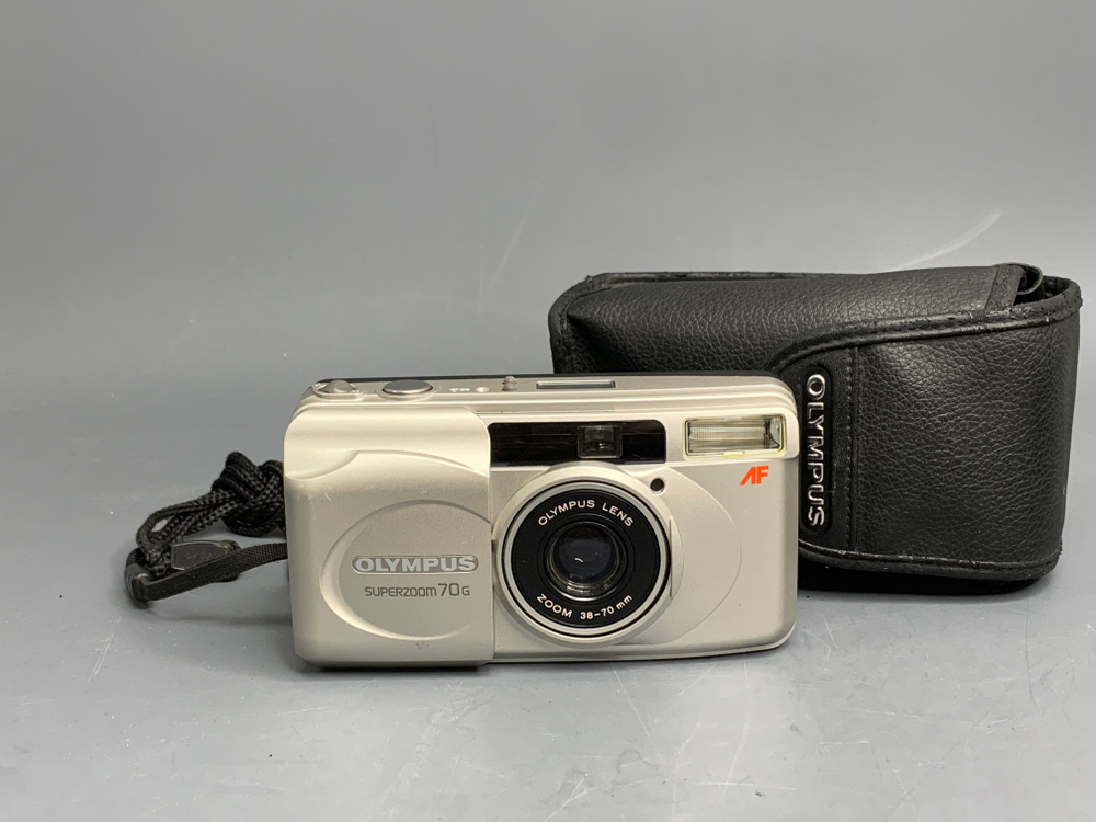 Olympus SuperZoom 70G