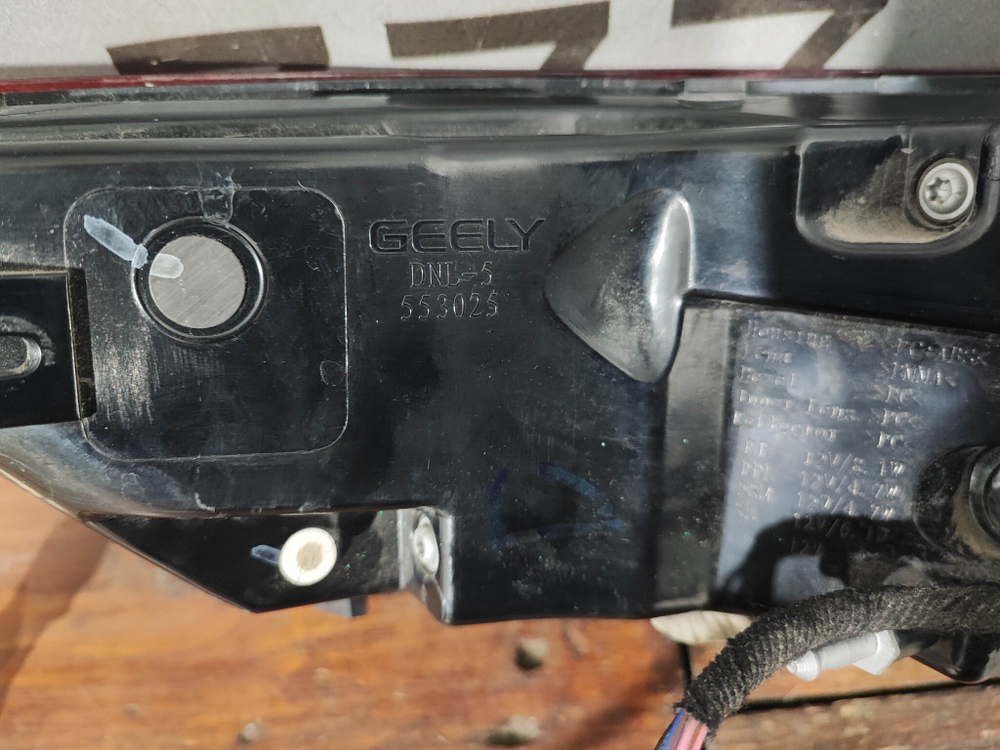 Фонарь задний правый Geely Tugella 19-нв Б/У Оригинал 7057019800