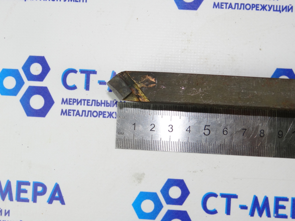 Резец токарный проходной прямой 25х16х135 Т14К8