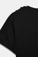 ФУТБОЛКА В РУБЧИК С ПУГОВИЦАМИ — ZARA